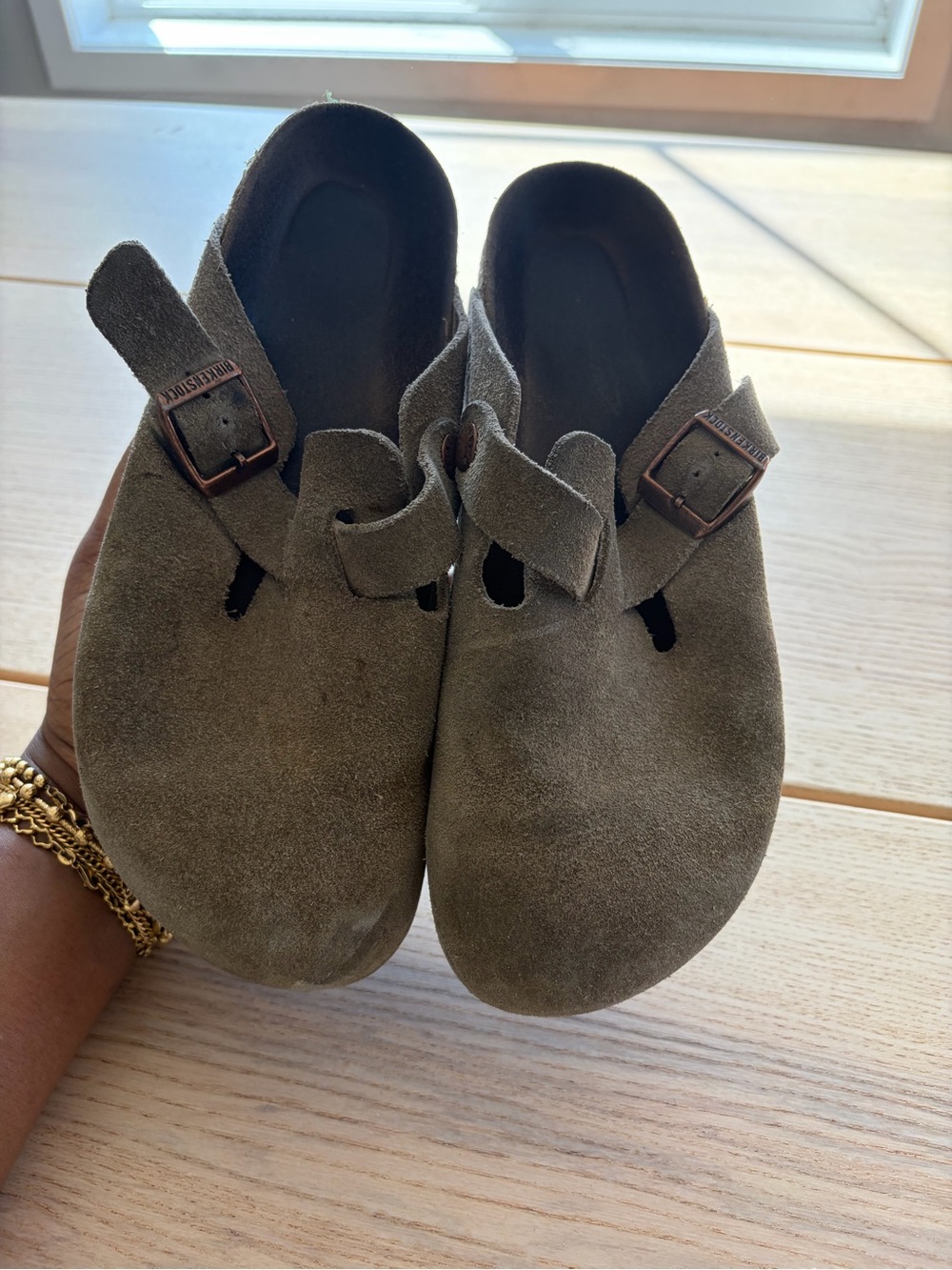 Birkenstock women 6 clogs